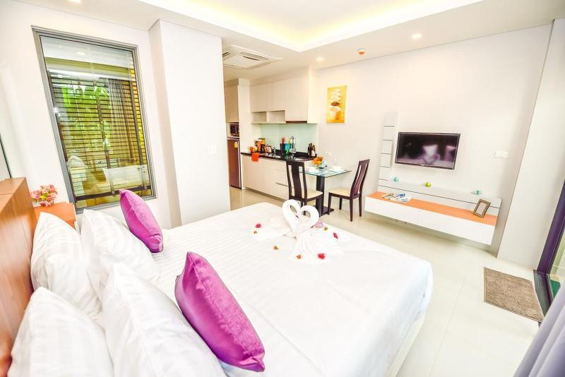 Hotel At The Tree Condominium