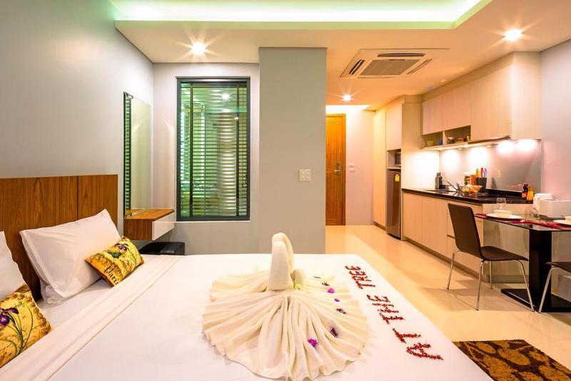 Hotel At The Tree Condominium *