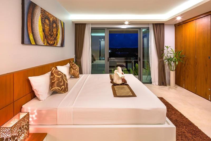 Hotel At The Tree Condominium Phuket
