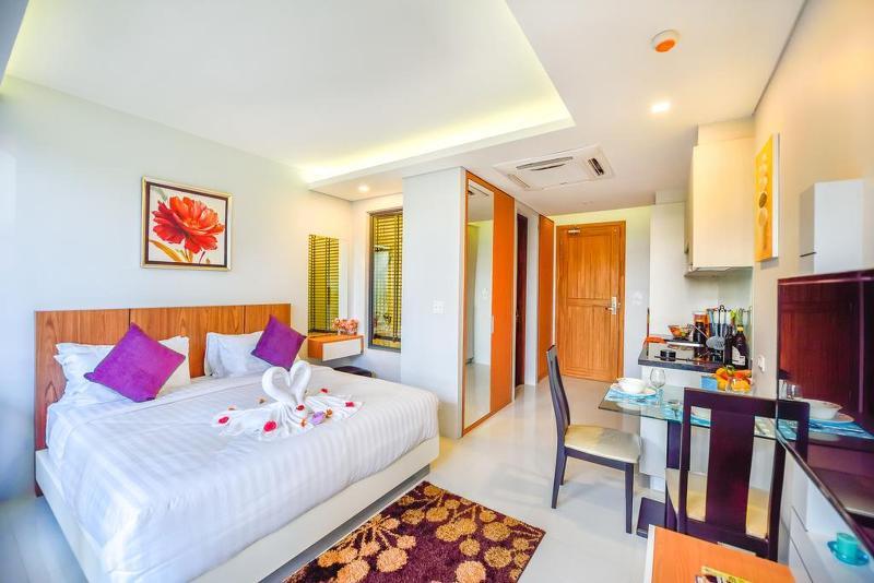 Hotel At The Tree Condominium