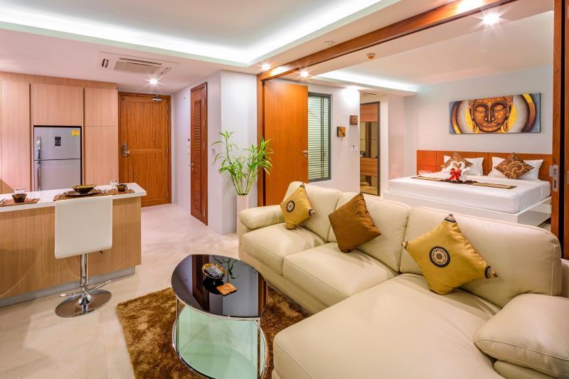 Hotel At The Tree Condominium